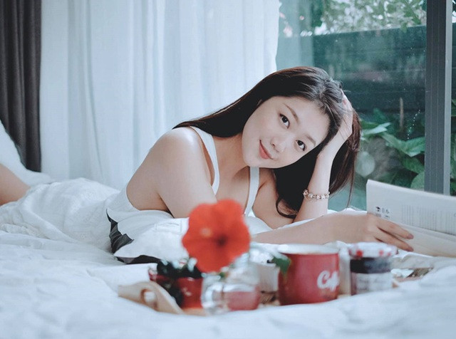 Nam Phương từng đặt chân đến rất nhiều quốc gia bao gồm Anh, Úc, Nga, Nhật, Hàn, Thái Lan, Singapore, Malaysia, Bali...