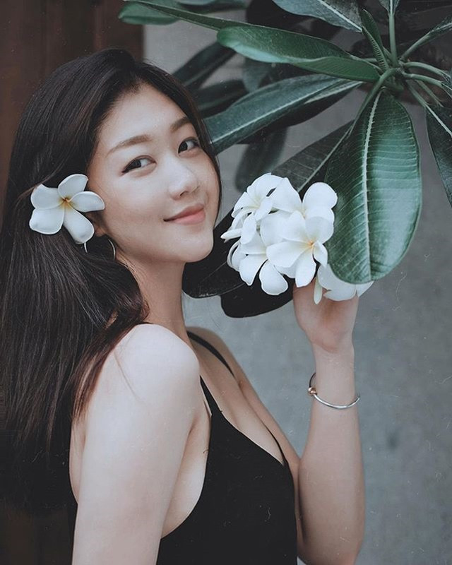 Nam Phương từng đạt giải Á khôi Sinh viên thanh lịch khối Đại học Đà Nẵng vào năm 2018.