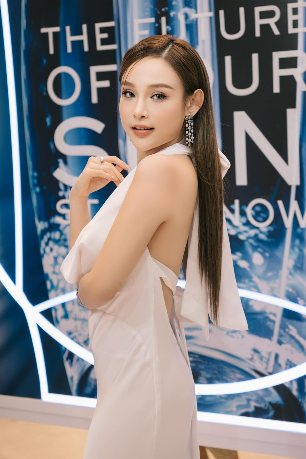 Huyền Baby đầu tư tập thể thao, ăn uống khoa học cùng thời trang để trẻ hóa vẻ ngoài của bản thân.