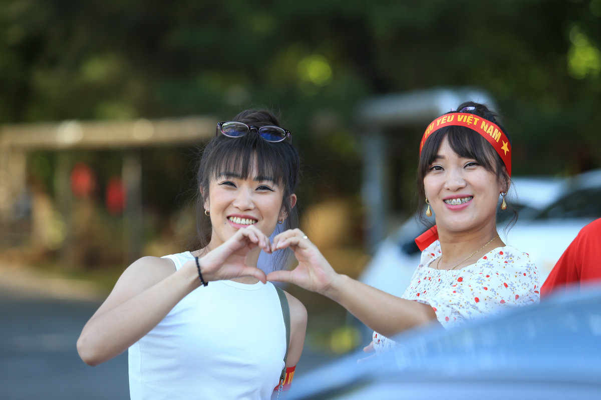 Cam hoa DKVD U23 Han Quoc, U23 Viet Nam tao dia chan chau A-Hinh-11