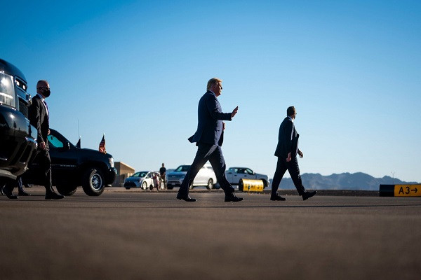 Chien luoc phong thu cua ong Trump de giu vung phieu bau