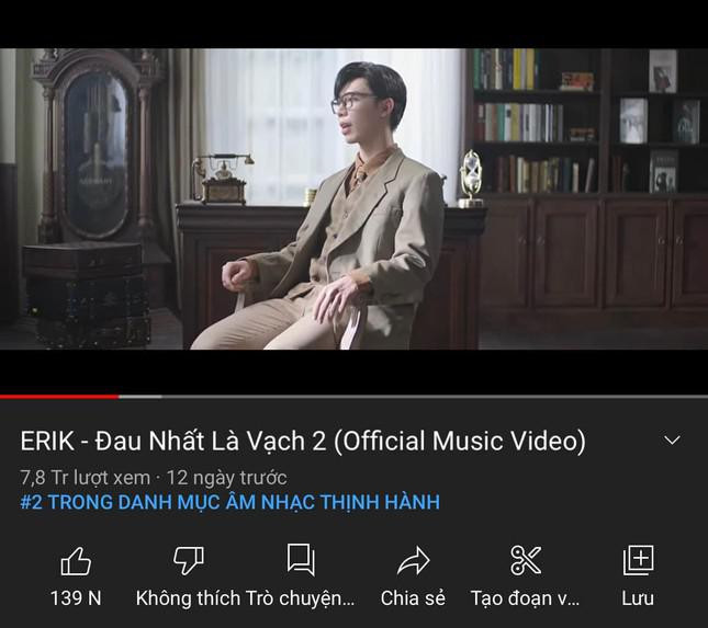 Ca sĩ Erik và bản hit "Đau nhất là vạch 2"