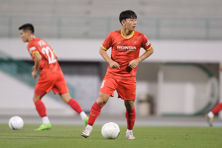 Nhưng khi tập chung cho vòng loại cuối cùng, Minh Vương lại không thể cống hiến vì chấn thương.