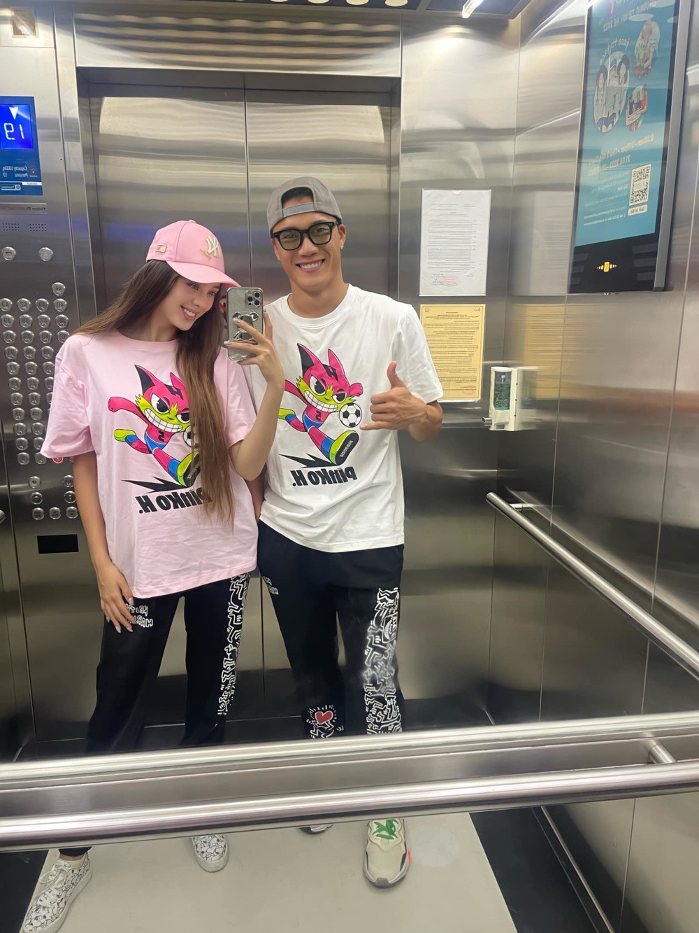 Có thể thấy, như mọi ông bố khác, Bùi Tiến Dũng cũng dành cho con một tình yêu và sự gắn kết đặc biệt ngay từ khi con còn chưa lọt lòng.