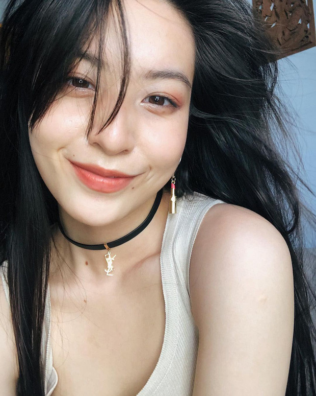 Thường xuyên đăng ảnh mặt mộc lên mạng nên hot girl IELTS Nguyễn Lâm Thảo Tâm đã gây chú ý với lớp makeup xinh xắn.