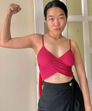 Chẳng sở hữu nhan sắc vạn người mê nhưng hot TikToker Lê Thụy vẫn nghiễm nhiên thu hút khá nhiều sự quan tâm từ cộng đồng mạng.