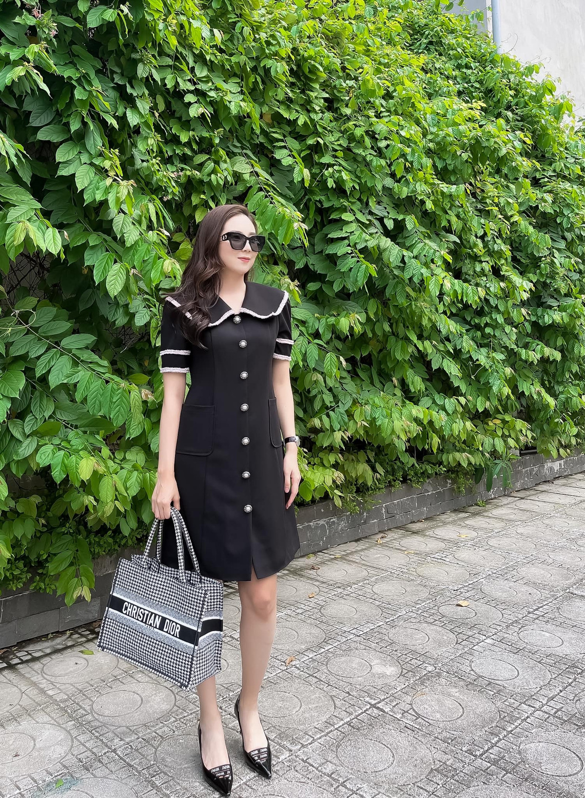 7 năm sau bức ảnh đi catwalk (2012), Mai Ngọc đầu quân vào VTV với vị trí BTV bản tin thời tiết.