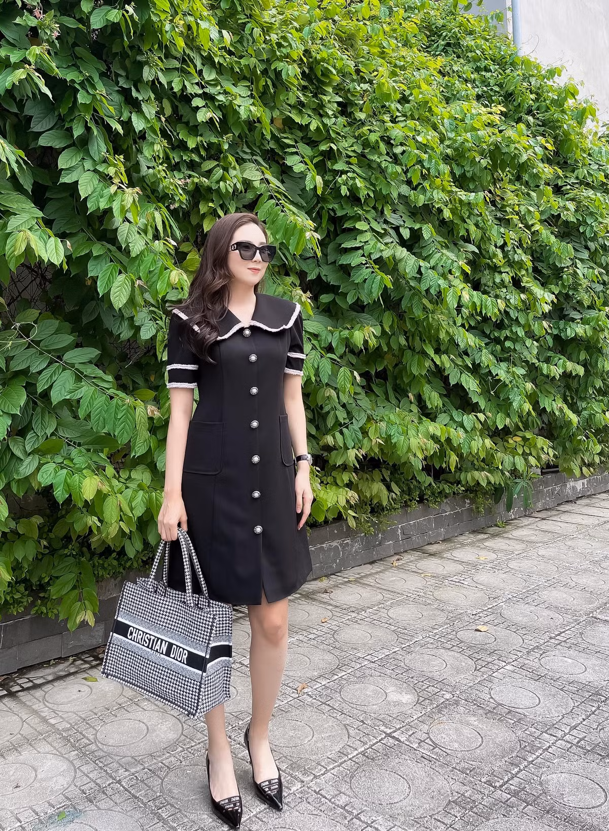 7 năm sau bức ảnh đi catwalk (2012), Mai Ngọc đầu quân vào VTV với vị trí BTV bản tin thời tiết.