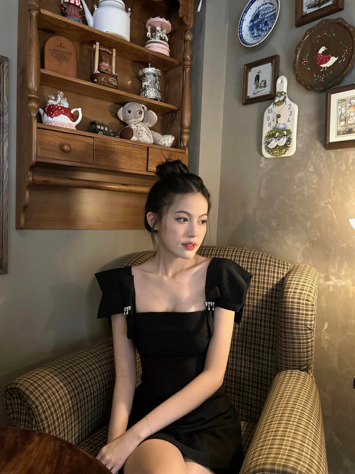 Tăng Mỹ Hàn sở hữu cuộc sống sang chảnh, thường xuyên có những chuyến đi du lịch nước ngoài và nghỉ dưỡng tại các khu nghỉ dưỡng đắt đỏ. Là người khá kín tiếng trong chuyện đời tư nên gia thế của cô vẫn là một ẩn số, khiến cộng đồng mạng tò mò