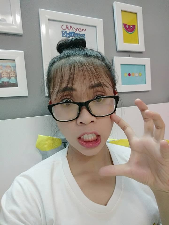 Có vẻ như nữ YouTuber đang cố gắng hoạt động hết công suất để bù lại khoảng thời gian biến mất vì lùm xùm ồn ào thì phải.