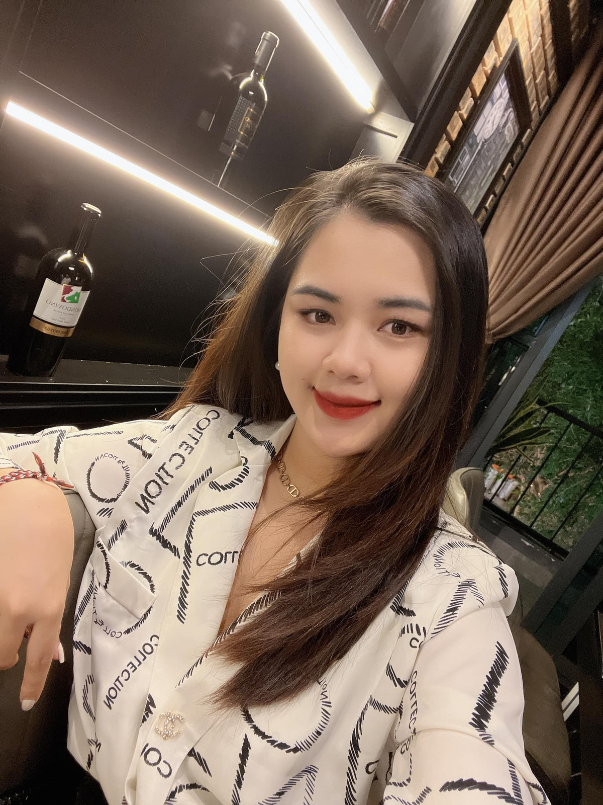 Thùy Phương là người vợ bản lĩnh và giỏi giang. Cô nàng tự kinh doanh riêng và gặt hái được nhiều thành tựu.