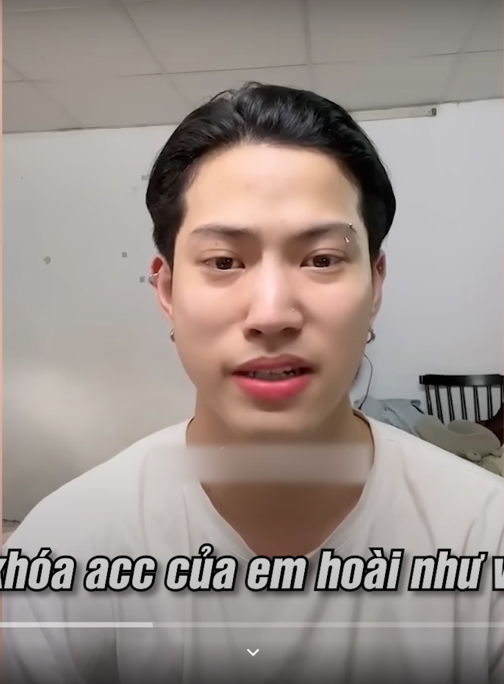 Thế nhưng, kênh mới của TikToker Nờ Ô Nô cũng dính tranh cãi và một lần nữa bị bay màu. Không bỏ cuộc, anh lập kênh thứ 3, đồng thời than vãn về sự mất mát của bản thân thời gian quan.