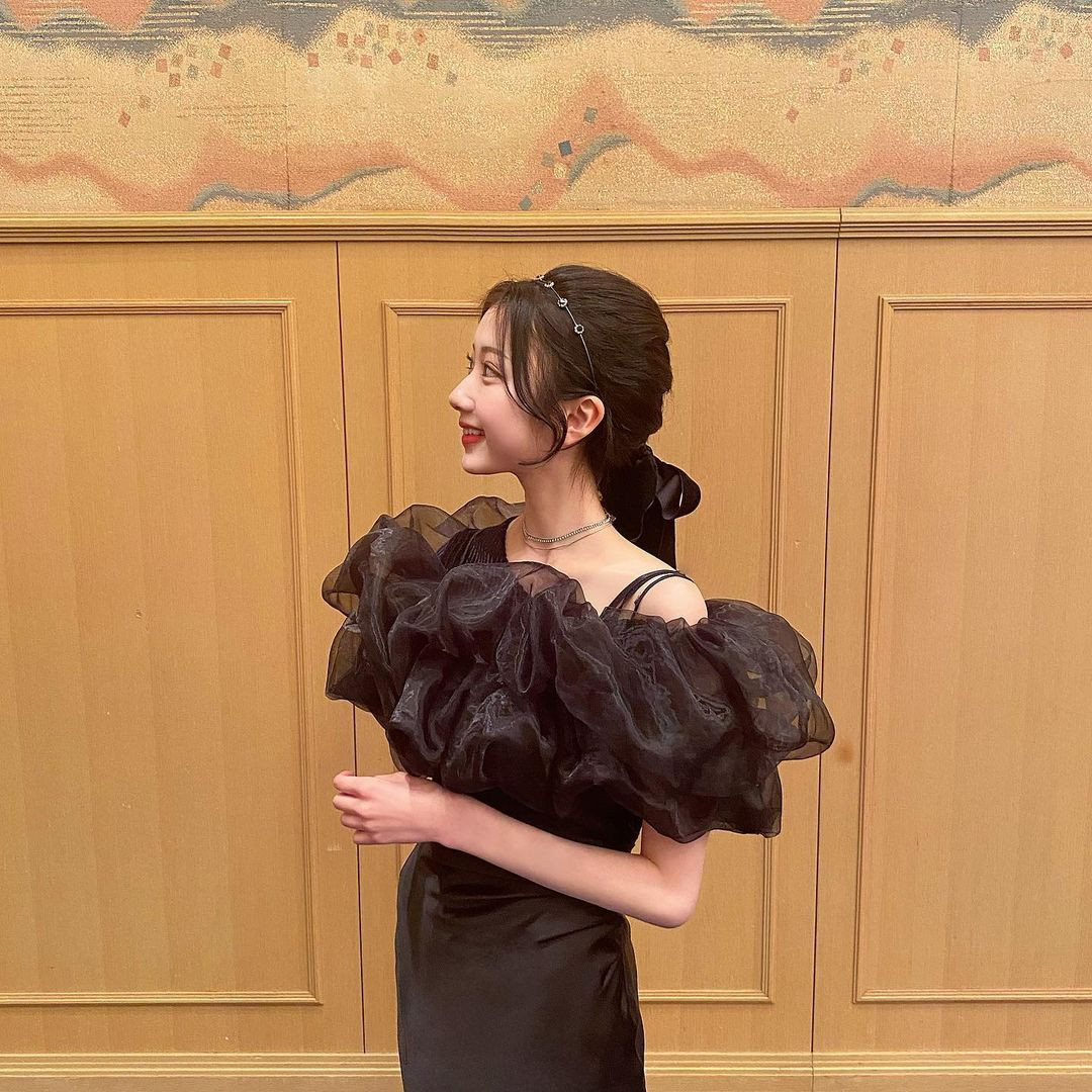 Nhan sắc của cô cháu gái ở thời điểm hiện tại.