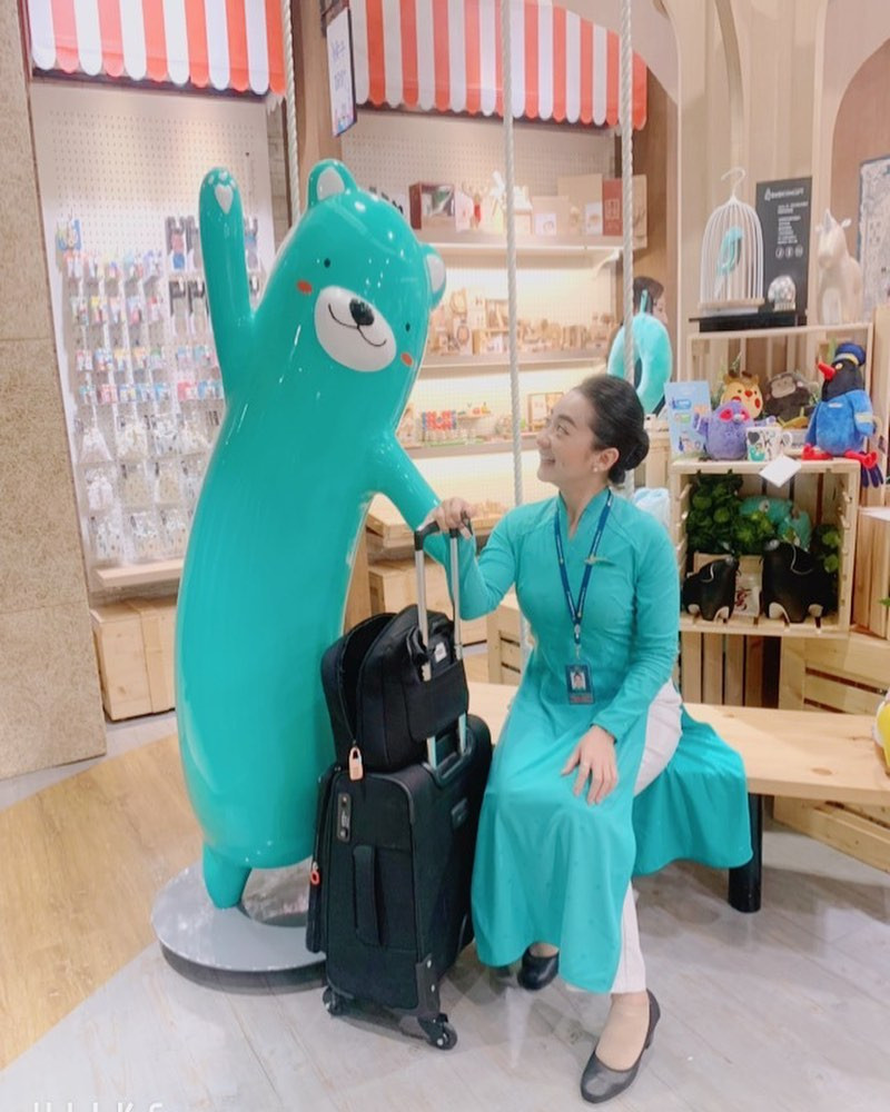 Mới đây, nữ tiếp viên hàng không tên Mai Hương đã khiến nhiều người phải chú ý khi lộ những hình ảnh trước khi giảm cân của mình khiến ai cũng phải choáng váng.