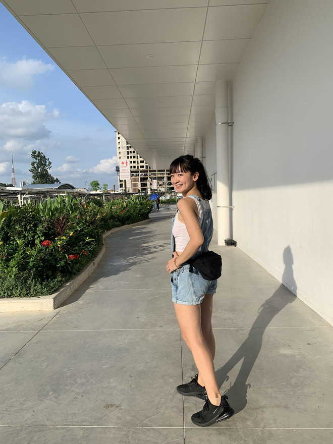 Mai Hương đã tập trung thời gian và sự cố gắng của mình để "chạm" được tới ước muốn thủa ban đầu là được đến tháp Eiffel (Pháp).