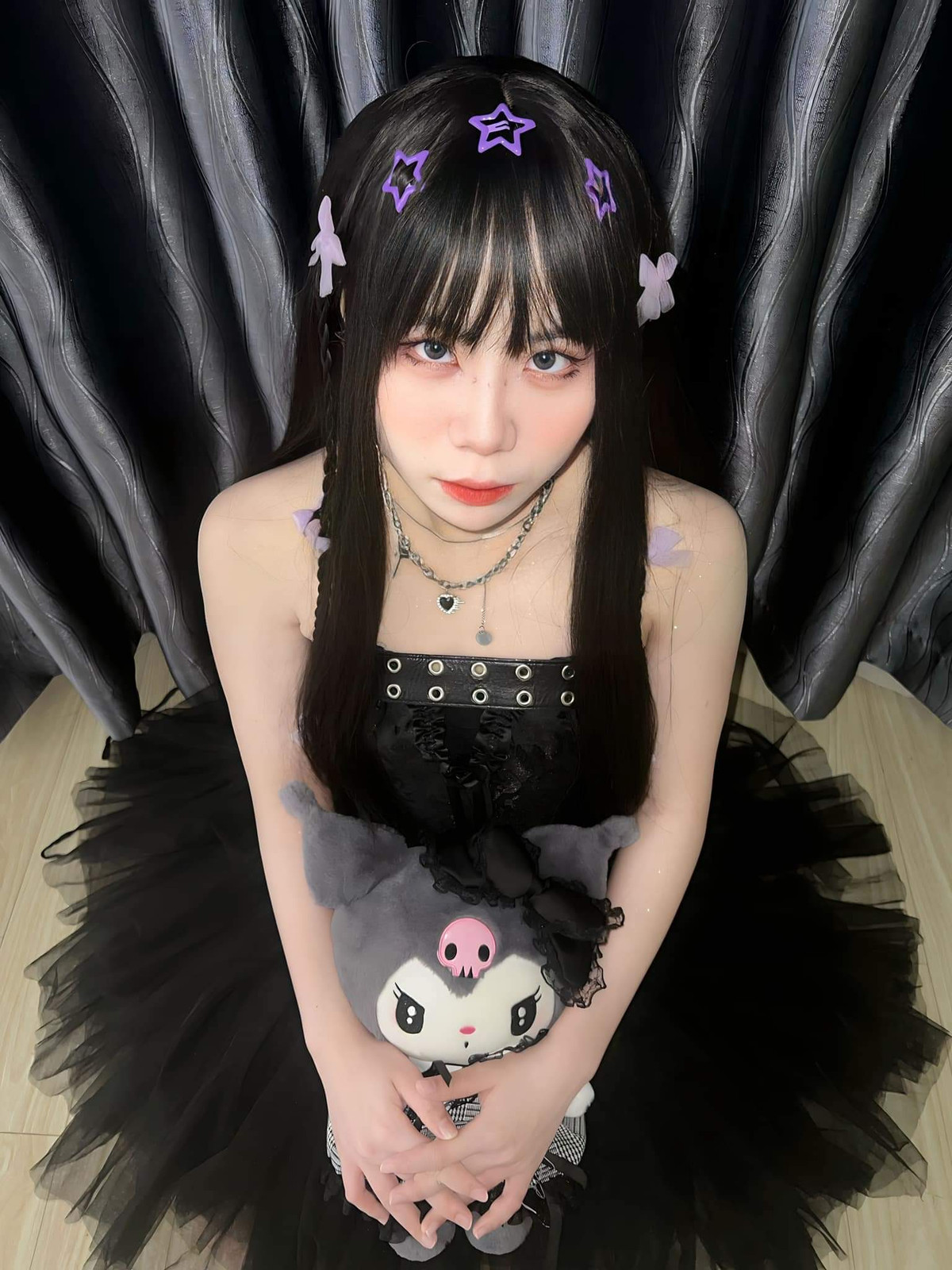 Sammy Đào (Trương Thị Anh Đào, SN 2001) - streamer sở hữu 4,5 triệu người theo dõi trên TikTok. Theo đó, cô nàng vốn đã được nhiều người yêu thích bởi gương mặt xinh xắn, tính cách vui vẻ, duyên dáng qua các đoạn clip được đăng tải.