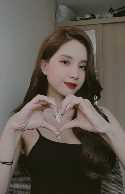 Mới đây, gái xinh Thiên An còn chăm chỉ khoe thân hình trên TikTok mặc những kẻ soi mói chê bai.