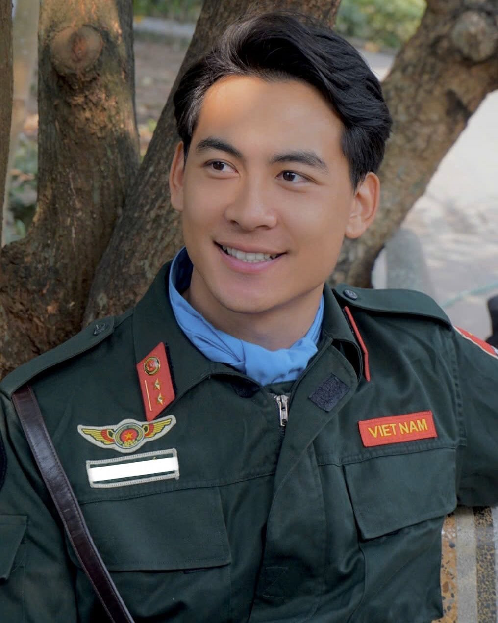 Thế Văn từng tâm sự bản thân là người sống tình cảm, và cũng tiết lộ gu người yêu như sau: "Mình không có tiêu chuẩn hay hình mẫu lý tưởng nào về người bạn gái tương lai cả. Bởi theo mình khi thích hay yêu một ai đó thì mọi tiêu chuẩn đưa ra đều vô nghĩa cả".