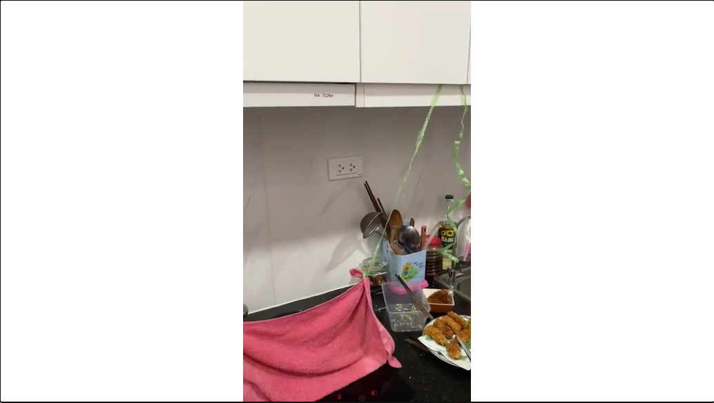 Vào ngày Tết, mấy món chiên xào là không thể thiếu được cho nên hội chị em cứ chuẩn bị sẵn tinh thần thì sẽ tốt hơn.