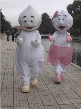 Nhiệm vụ chính của các linh vật Zé Gotinha là giúp trẻ em có cảm giác thoải mái và vui vẻ hơn khi đi tiêm.