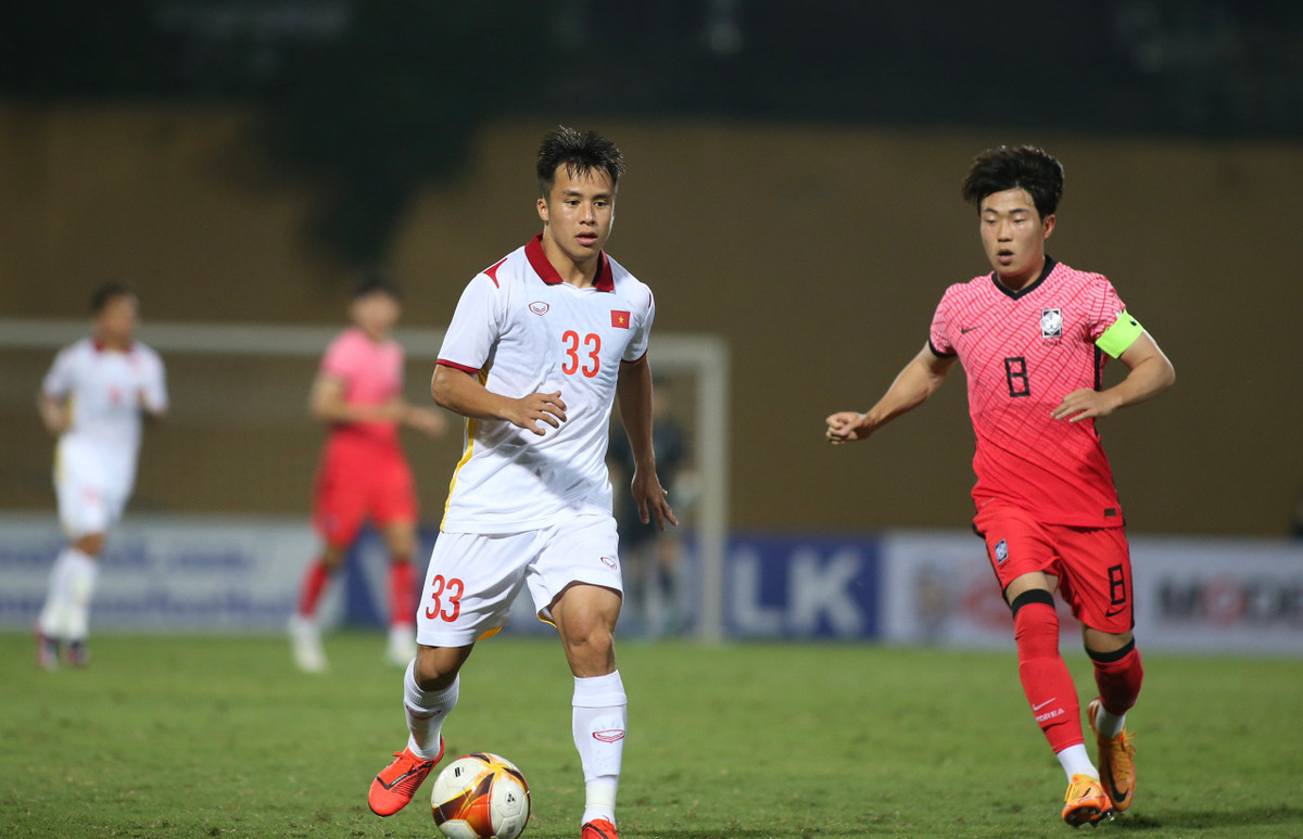 Thang nhe U20 Han Quoc, U23 Viet Nam con nhieu viec truoc SEA Games