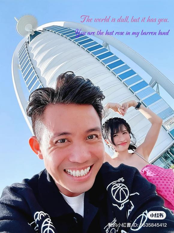 Để kết cho bài viết tìm được ảnh cũ 10 năm trước, Mina Phạm cho biết thêm: "Các bạn hãy nhớ rằng: “Đồ đạc không cần đắt tiền chỉ cần vừa vặn là được, nhà cửa không cần cao rộng chỉ cần ấm áp là được. Một nửa còn lại không cần phải hoàn hảo, yêu thương mình là đủ. Chúc các bạn luôn hạnh phúc viên mãn, ai chưa có người yêu thì sớm tìm được 1 nửa còn lại nha"".