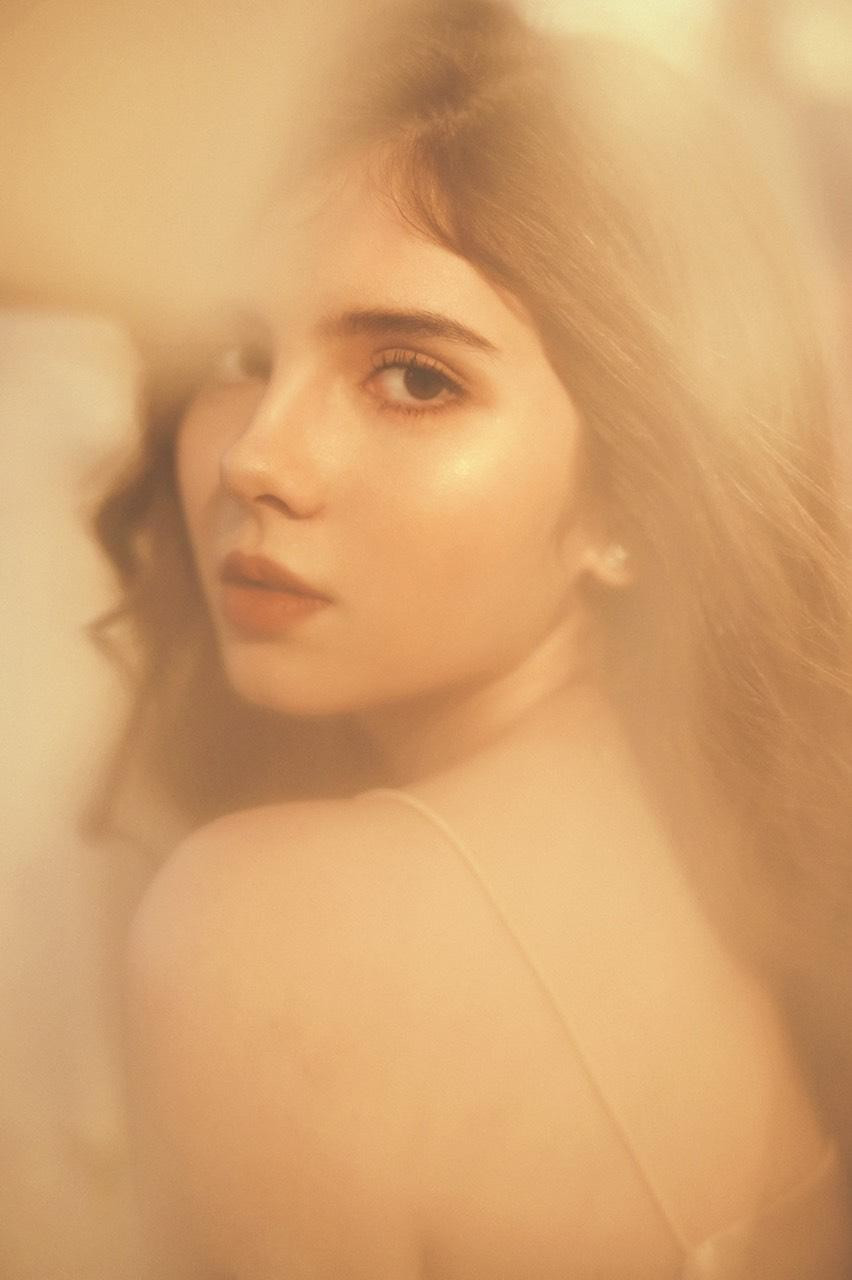 Xuân Mai luôn tự hào và cảm thấy may mắn khi được thừa hưởng mọi nét đẹp từ bố mẹ.