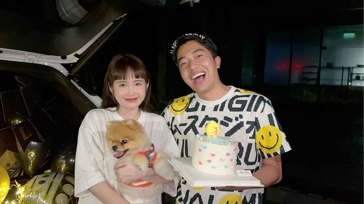 5 năm qua, Cris Phan và Mai Quỳnh Anh có một hôn nhân hạnh phúc viên mãn. Chồng streamer luôn chăm sóc bà xã tỉ mỉ, cưng chiều hết mực.