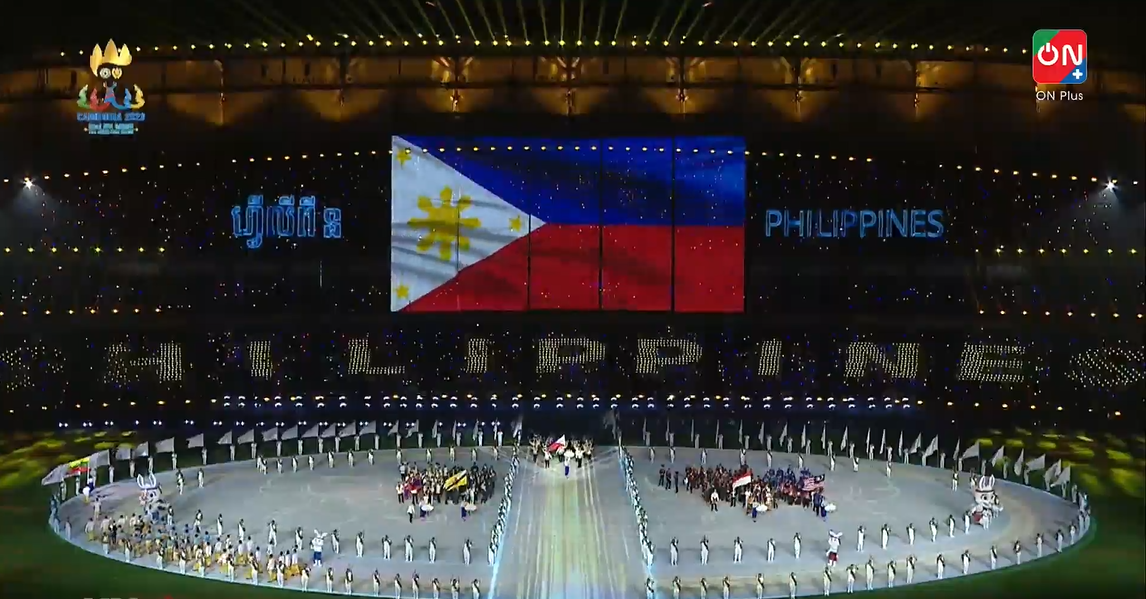 Le khai mac SEA Games 32: Man nhan bua tiec cong nghe Hologram-Hinh-23