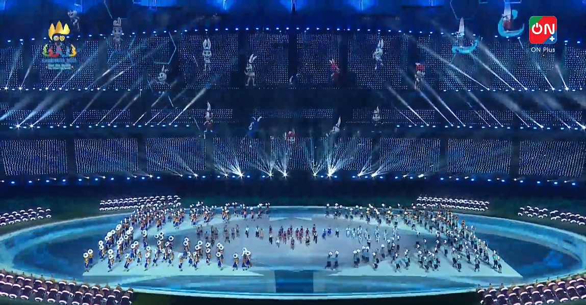 Le khai mac SEA Games 32: Man nhan bua tiec cong nghe Hologram-Hinh-34