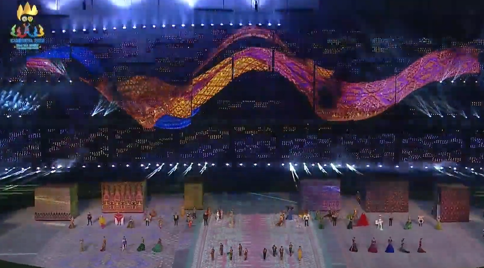 Le khai mac SEA Games 32: Man nhan bua tiec cong nghe Hologram-Hinh-35