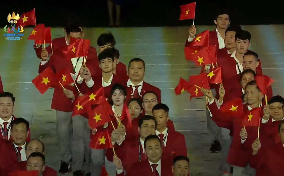 Le khai mac SEA Games 32: Man nhan bua tiec cong nghe Hologram-Hinh-18