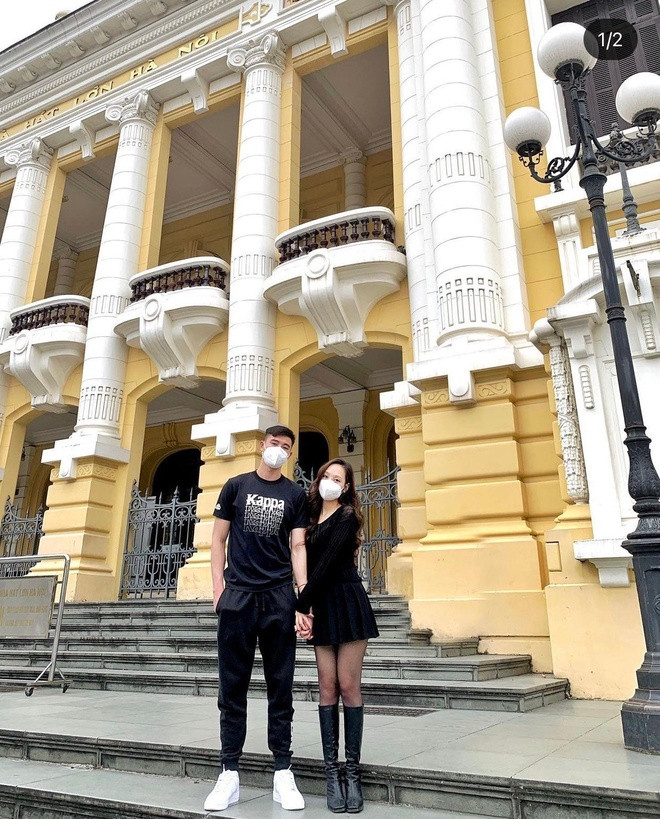 Dù đã hẹn hò một thời gian nhưng Quan Văn Chuẩn và người yêu rất ít khi công khai những khoảnh khắc riêng tư lên mạng xã hội.