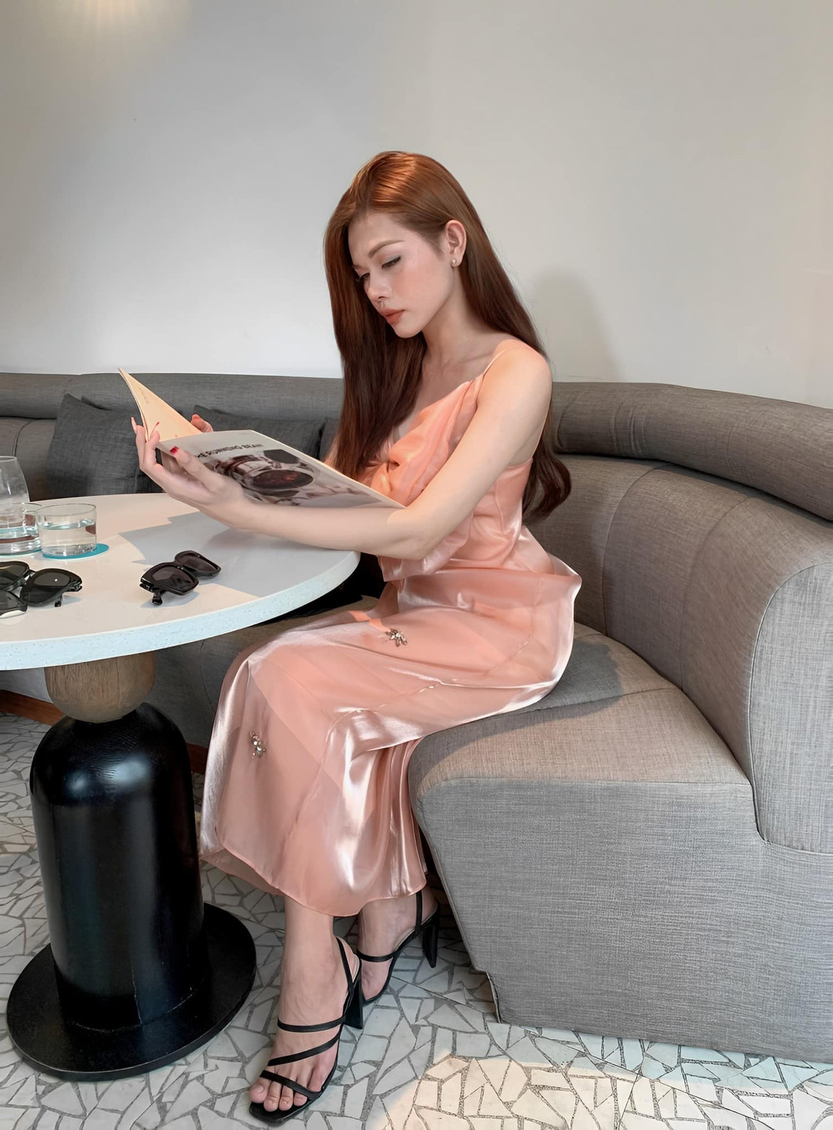 Được mặc váy đẹp, được để tóc dài và bước trên sàn catwalk với vai trò nữ người mẫu, cô gái chuyển giới Sài thành vô cùng hạnh phúc.