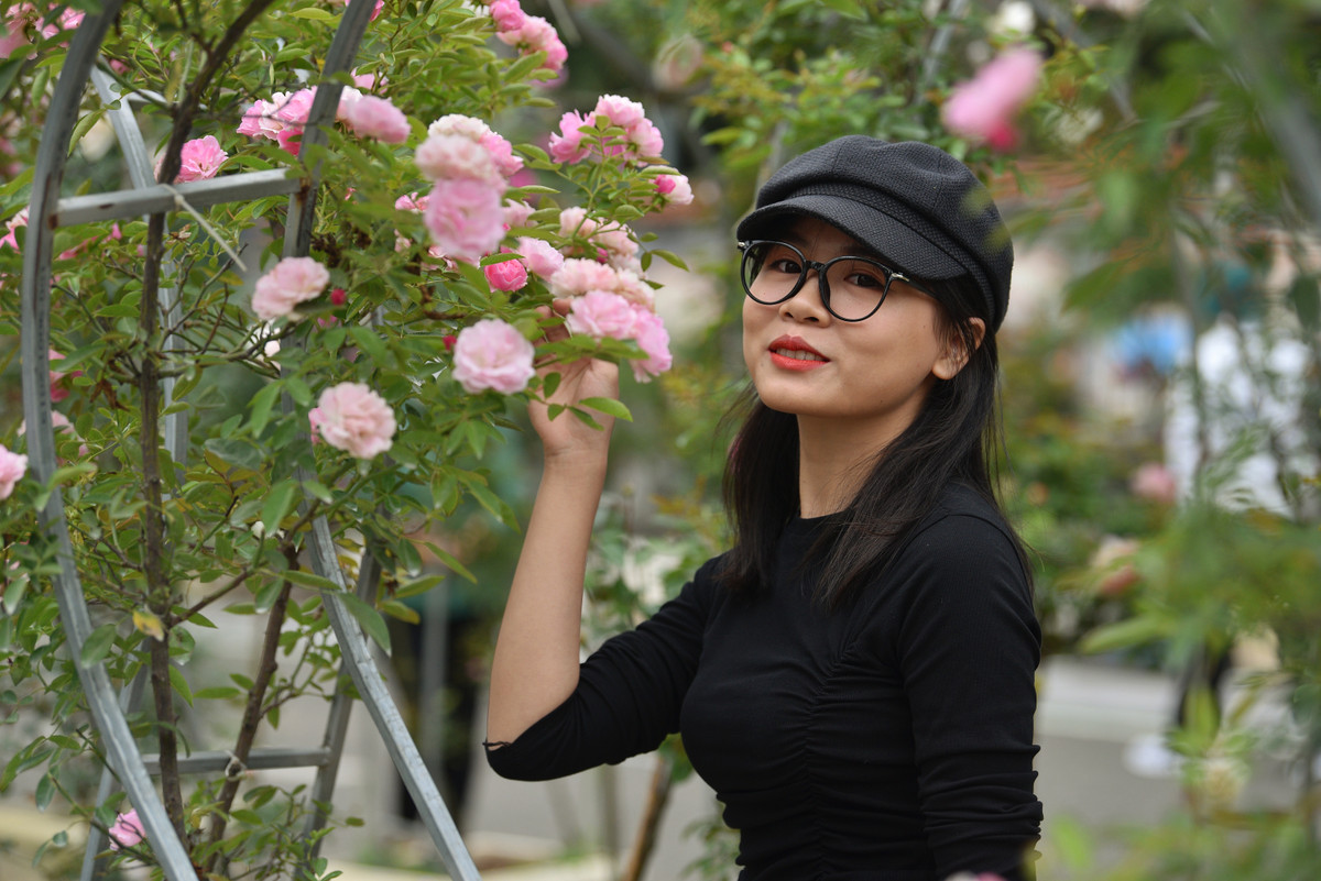 Huyện Mê Linh là một trong hai "thủ phủ" hoa lớn nhất của Thủ đô với festival hoa này, lãnh đạo Huyện cũng như người dân mong muốn kích cầu, quảng bá đặc sản địa phương.