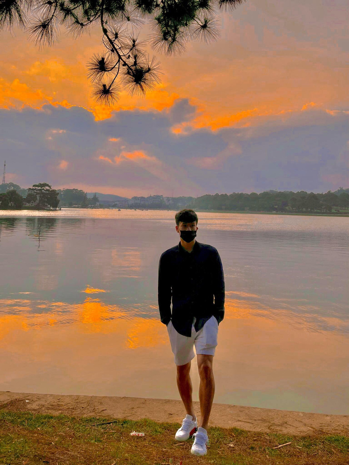 Hoàng Đức (sinh năm 1998) thuộc CLB Viettel là một trong những tài năng trẻ sáng giá của bóng đá Việt Nam.