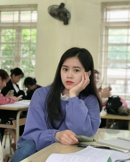 Mình coi cuộc đời là một đặc ân bởi vì không phải lúc nào cuộc đời cũng suôn sẻ, hãy cảm thấy hạnh phúc vì được sống và luôn sống thật vui vẻ, tận hưởng những gì bản thân đang có dù chỉ là điều nhỏ nhất". Ngọc Diệp chia sẻ thê.