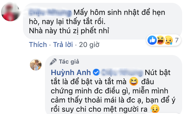 Huỳnh Anh viết: "Nút bật tắt là để bật và tắt mà. Đâu chứng minh được điều gì. Miễn mình cảm thấy thoải mái là được ạ. Bạn để ý làm gì rồi suy nghĩ cho mệt người ra".