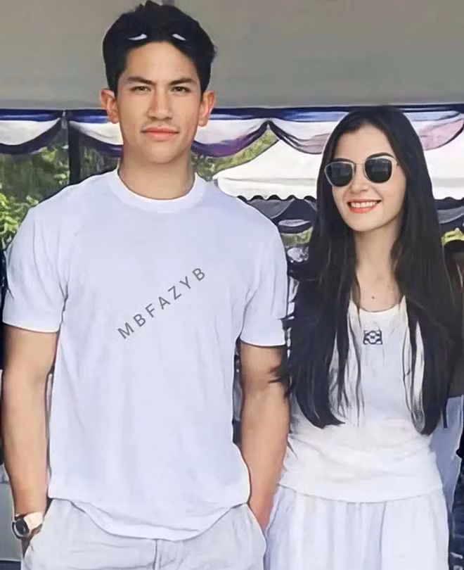 Đặc biệt Hoàng tử Brunei và anh trai Anisha còn có nhiều sở thích chung, thường xuyên cùng nhau tham gia các sự kiện.