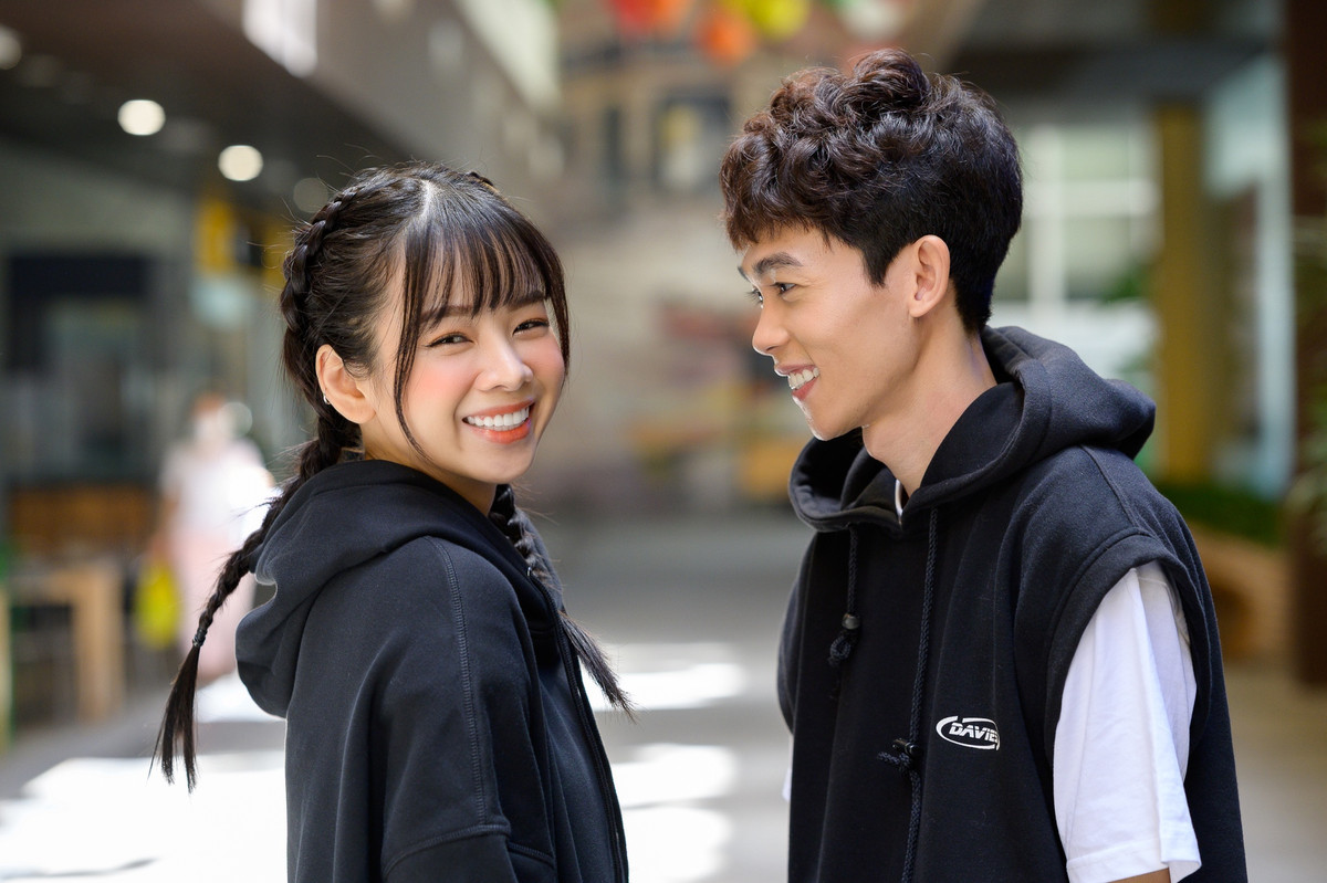 Mie và Hồng Thanh thường xuyên đăng tải những clip Tiktok với hàng trăm ngàn lượt follow.