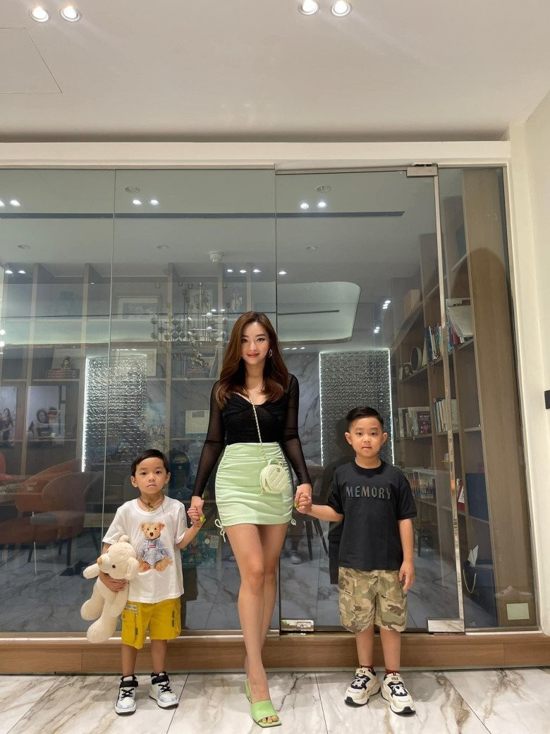 Nói về kỷ niệm của 2 lần sinh con, chị Lan cho biết lần đầu chị vượt cạn đúng vào dịp VTV có sự kiện quay hình da kề da.