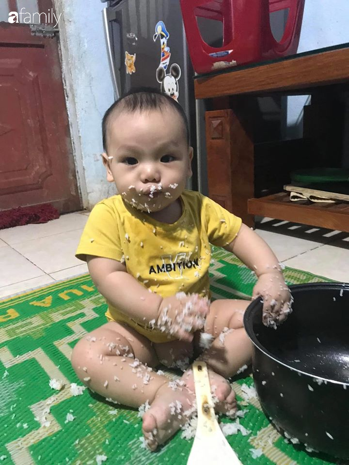 Cũng chỉ vì mẹ để em đói quá mà em phải tự xử nè!