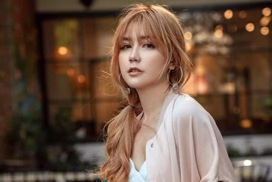 Bên cạnh đó, An Japan cũng mở một shop thời trang riêng.