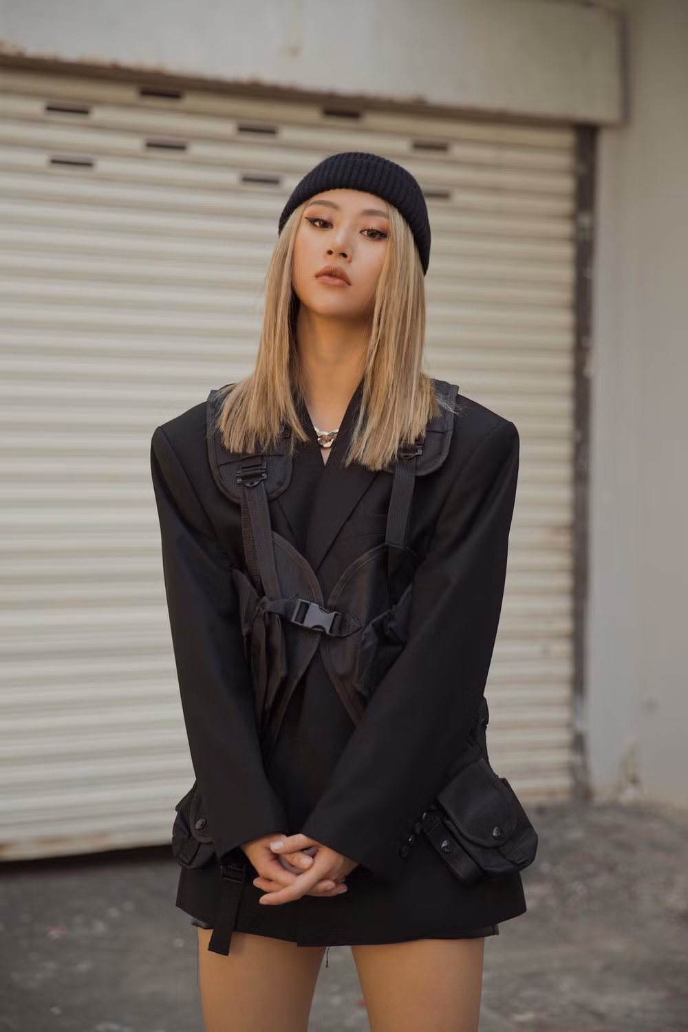 Gái xinh này là mẫu ảnh, beauty blogger, tham gia đóng phim ngắn,...