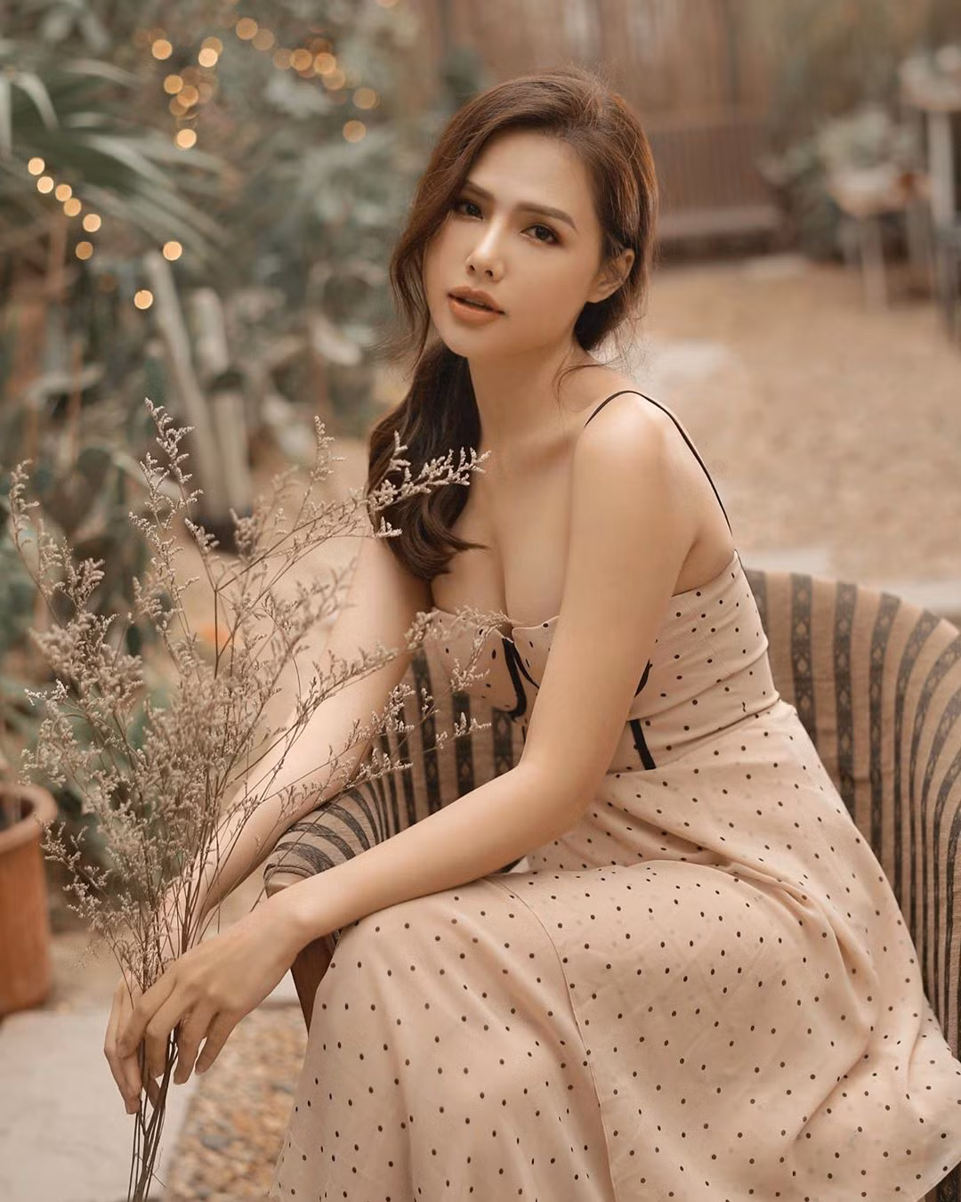 Dù sao đi chăng nữa, nhờ cuộc bình chọn này, chắc hẳn Phanh Lee đã nhận ra việc tóc mái ngang và bản thân mình không thuộc về nhau.