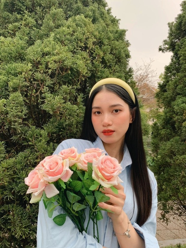 So sánh với những nàng hậu trước đó từng đu theo trend này, có thể thấy Nguyễn Thị Phương chẳng kém cạnh.