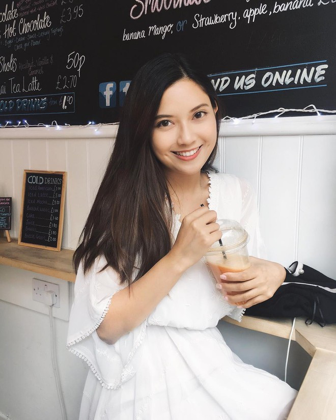 Nguyễn Thu Phương (sinh năm 1995, Hà Nội) là biên tập viên tiếng Anh của kênh truyền hình VTV4 được chú ý trên nhiều diễn đàn trai xinh gái đẹp.