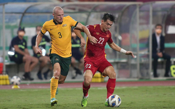 Sau trận thua trước Australia trên sân nhà, các cầu thủ đội tuyển Việt Nam được cho xả trại và sẽ tập trung lại vào ngày 16/9 tới để chuẩn bị cho trận đấu tiếp theo diễn ra vào ngày 7/10.