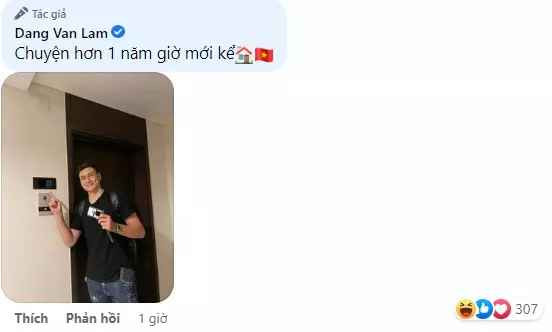 Tuy nhiên, sau khi trao đổi về nhu cầu sử dụng và những công năng khác của căn hộ, người trực tiếp thi công căn nhà cho thủ thành đội tuyển Việt Nam cũng như team đã quyết định chọn phong cách hiện đại.