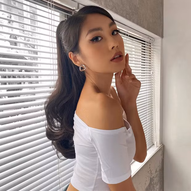 Vóc dáng quyến rũ với 3 vòng đâu ra đây cộng thêm làn da nâu khiến mọi tấm ảnh của Thảo Nhi Lê đều phải chấm điểm 10.